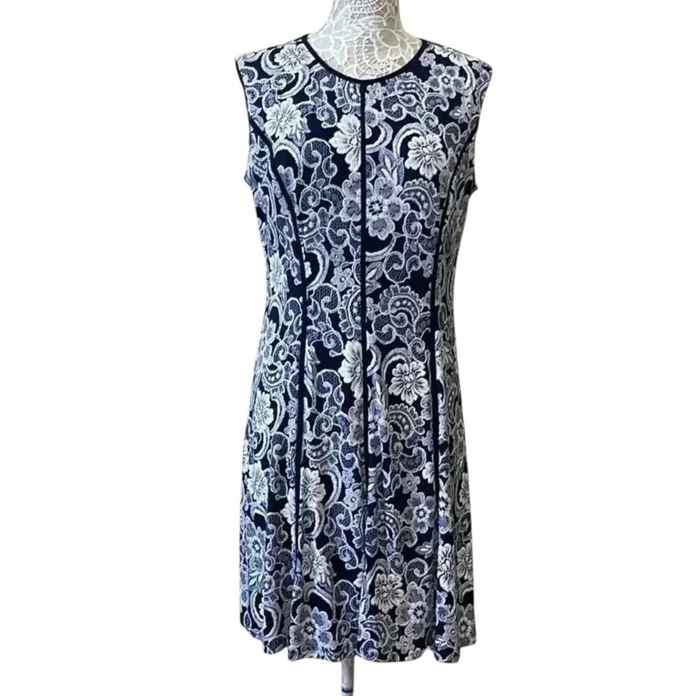 Navy & White Floral Lace Print Sleeveless A-Line Dress - Picture 3 of 8